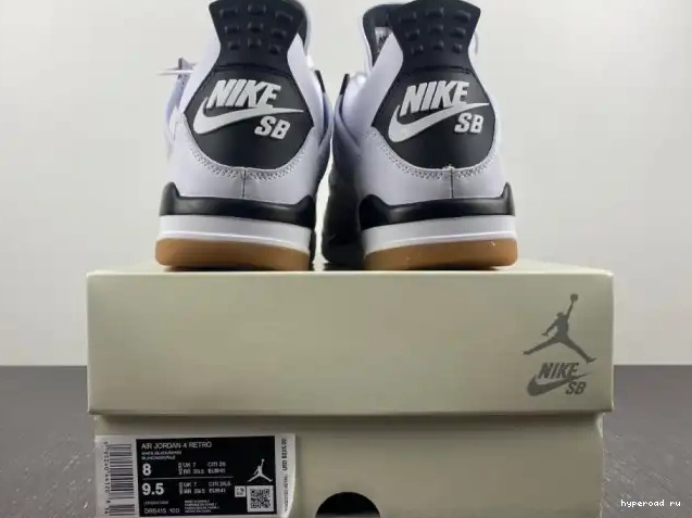 4 x Jordan DR5415-100 Air Nike SB 0510